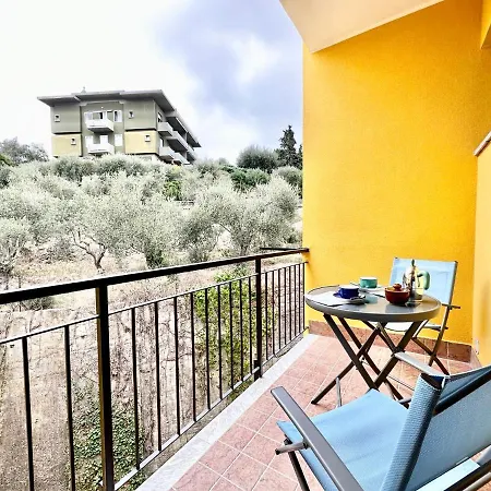 Hostdomus - Casa Medusa Апартаменты